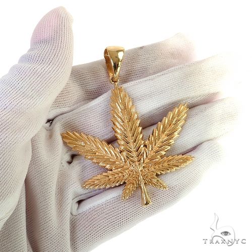 14K Gold Cannabis Pendant 68848 - Image 7