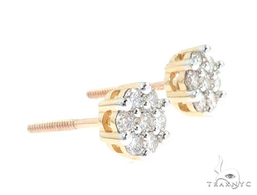 Floral Radiance Diamond Stud Earrings 65276